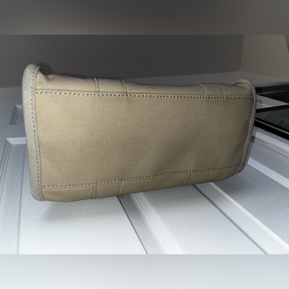 Marc Jacobs The Canvas Medium Tote Bag - Picture 6 of 11